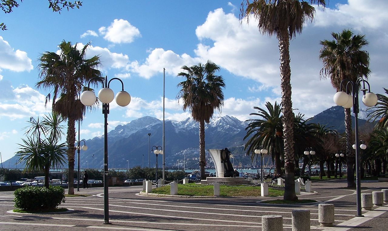 Bar Gelateria Nettuno Salerno - Lungomare di Salerno
